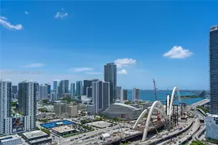20 NE 11th St, Miami, FL 33132 - Photo 13