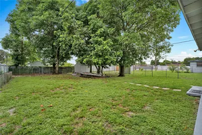 3170 NW 97th St, Miami, FL 33147 - Photo 23