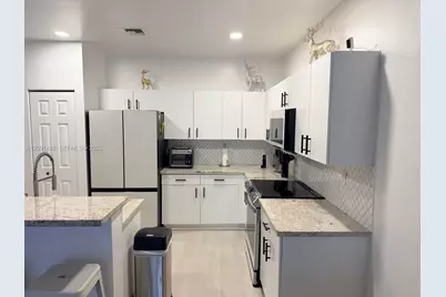 1022 NE 42nd Ter #n/a, Homestead, FL 33033 - Photo 5