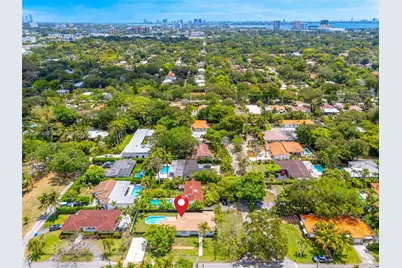 701 NE 119th St, Biscayne Park, FL 33161 - Photo 31