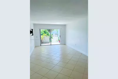 6195 W 18th Ave #G214, Hialeah, FL 33012 - Photo 3