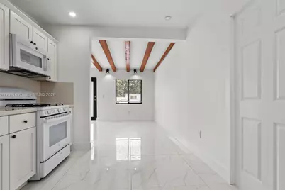 431 E 62nd St, Hialeah, FL 33013 - Photo 9