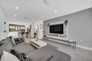 315 NW 40th St, Miami, FL 33127 - Photo 1