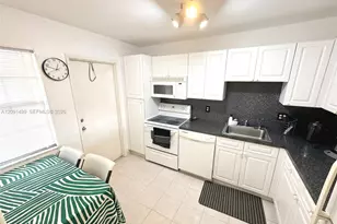 2681 S Course Dr, Pompano Beach, FL 33069 - Photo 3