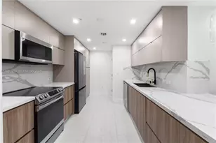 3000 NE 188th St, Aventura, FL 33180 - Photo 3