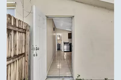 365 NE 171st Ter, North Miami Beach, FL 33162 - Photo 21