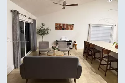 1035 NW 164th Ave #0, Pembroke Pines, FL 33028 - Photo 9