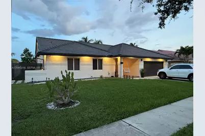 1035 NW 164th Ave #0, Pembroke Pines, FL 33028 - Photo 1