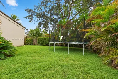15221 SW 158th St, Miami, FL 33187 - Photo 23