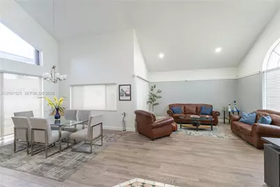 17930 NW 13th St, Pembroke Pines, FL 33029 - Photo 3