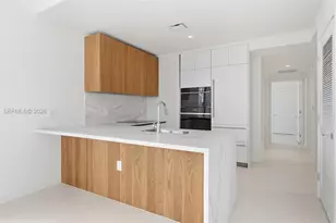 1400 Biscayne Blvd, Miami, FL 33132 - Photo 7