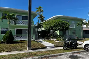 2072 NE 169th St, North Miami Beach, FL 33162 - Photo 1