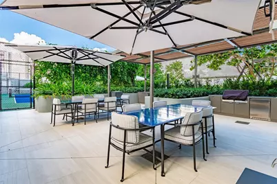 1400 Biscayne Blvd #405, Miami, FL 33132 - Photo 13