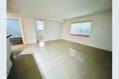 811 NE 14th Pl #4, Fort Lauderdale, FL 33304 - Photo 3