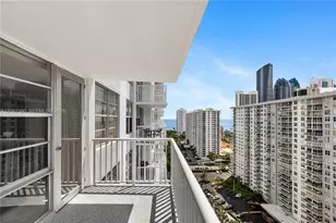 231 174th St, Sunny Isles Beach, FL 33160 - Photo 31