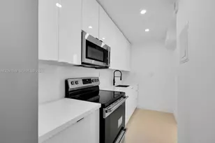 1000 West Ave, Miami Beach, FL 33139 - Photo 11