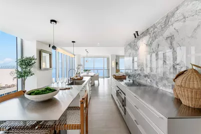 6799 Collins Ave #LPH02, Miami Beach, FL 33141 - Photo 11