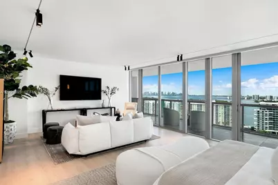 6799 Collins Ave #LPH02, Miami Beach, FL 33141 - Photo 27