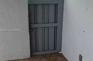 6702 SW 152nd Pl, Miami, FL 33193 - Photo 35