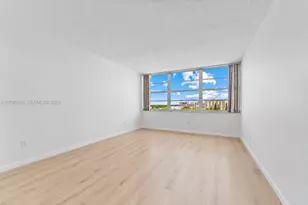 18021 Biscayne Blvd, Aventura, FL 33160 - Photo 13