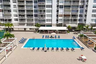 18021 Biscayne Blvd, Aventura, FL 33160 - Photo 23