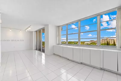 18021 Biscayne Blvd #1102, Aventura, FL 33160 - Photo 9