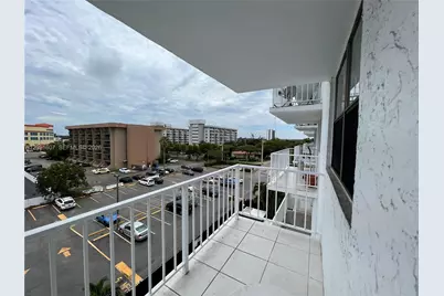 920 NE 169th St #504, North Miami Beach, FL 33162 - Photo 9