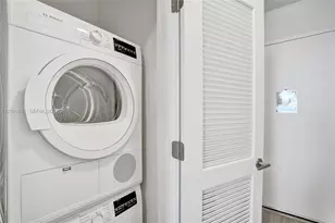 580 72nd St, Miami Beach, FL 33141 - Photo 5