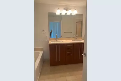 79 SW 12th St #2403-S, Miami, FL 33130 - Photo 3