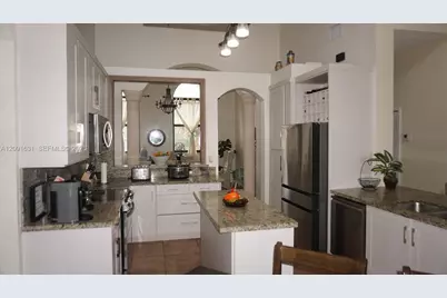 12965 SW 197th St, Miami, FL 33177 - Photo 11
