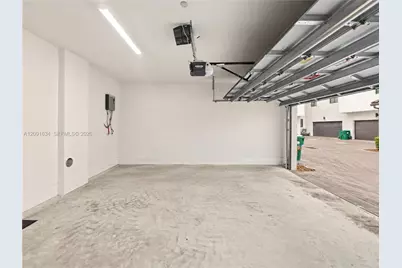 4278 NW 82nd Ave, Doral, FL 33166 - Photo 25