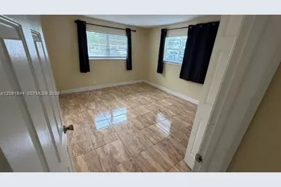 4251 NW 5th St #112, Plantation, FL 33317 - Photo 3