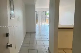 3945 SW 89th Ave, Miami, FL 33165 - Photo 3