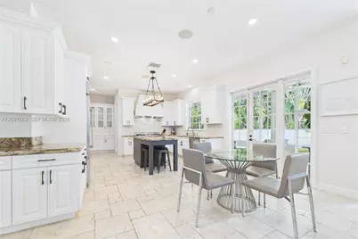2801 NE 21st Ct, Fort Lauderdale, FL 33305 - Photo 13