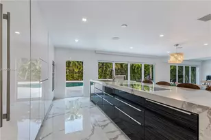 20501 NE 22nd Pl, Miami, FL 33180 - Photo 5