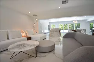 20501 NE 22nd Pl, Miami, FL 33180 - Photo 21