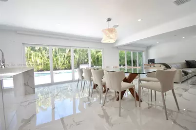20501 NE 22nd Pl, Miami, FL 33180 - Photo 23