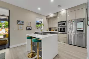 3309 W 91st Terrace, Hialeah, FL 33018 - Photo 11
