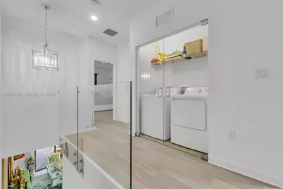 3309 W 91st Ter, Hialeah, FL 33018 - Photo 25