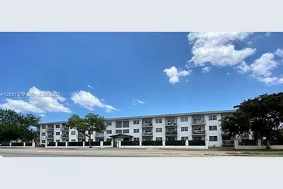3100 W Flagler St #212, Miami, FL 33135 - Photo 11