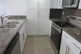 6401 Turkey Run Terrace, Miami Lakes, FL 33014 - Photo 9