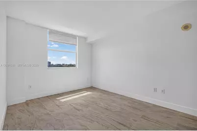 1 Glen Royal Pkwy #903, Miami, FL 33125 - Photo 21