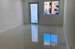 1040 NW 23rd Ct, Miami, FL 33125 - Photo 5