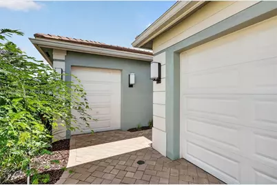 11797 SW Coral Cove Pkwy, Port Saint Lucie, FL 34987 - Photo 5