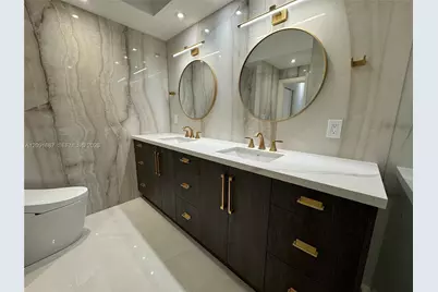 [Address not provided], Miami Beach, FL 33140 - Photo 29
