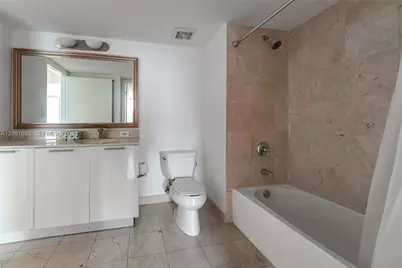 1800 N Bayshore Dr #2103, Miami, FL 33132 - Photo 17