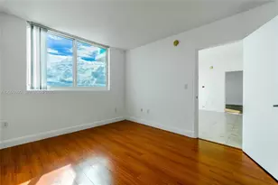 1800 N Bayshore Dr, Miami, FL 33132 - Photo 15