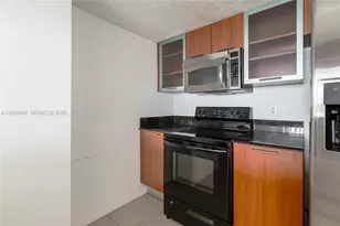 1800 N Bayshore Dr, Miami, FL 33132 - Photo 5