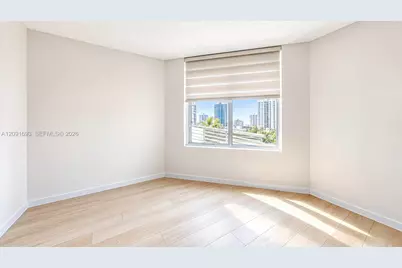 335 S Biscayne Blvd #1601, Miami, FL 33131 - Photo 7