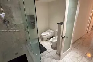 1717 N Bayshore Dr, Miami, FL 33132 - Photo 37